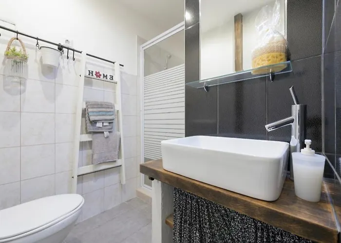 Апартаменты Mehdi 2 *